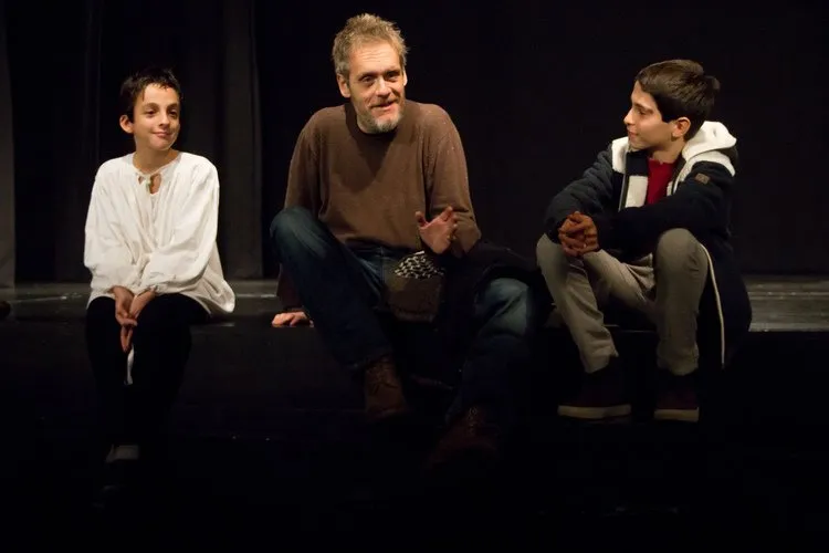 Jurij Ferrini con gli allievi della Quinta Praticabile
